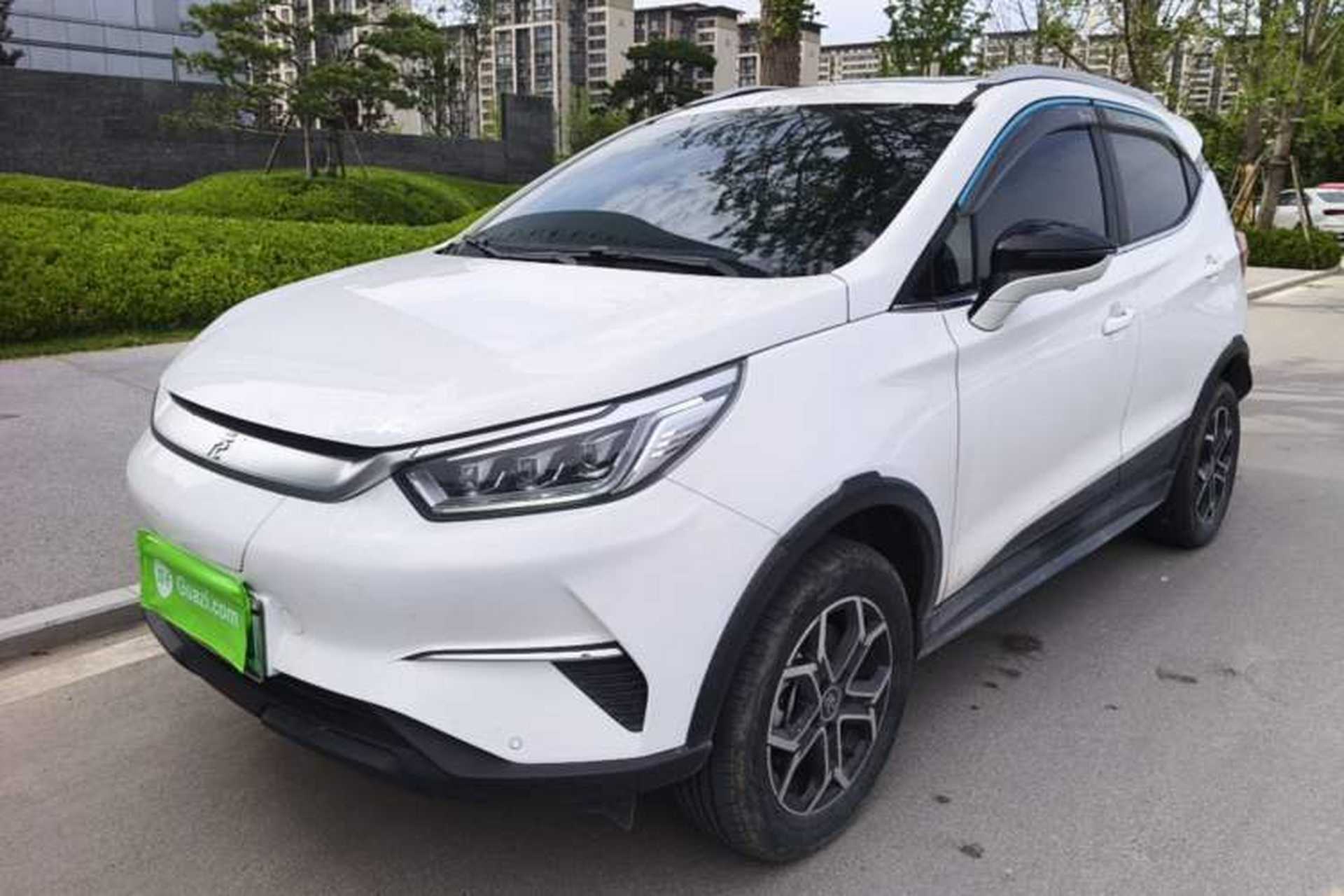 Used BYD Yuan Pro 2021 401 km Deluxe Version Front Left 45 Deg