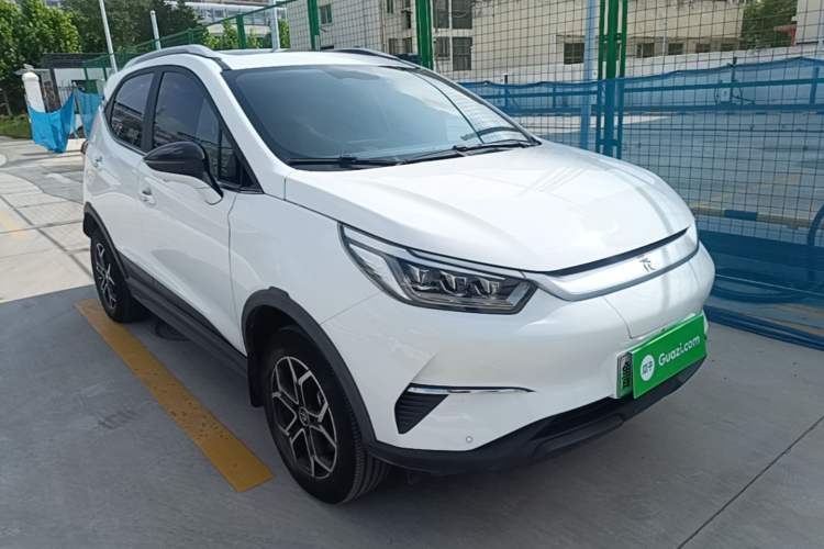 Used BYD Yuan Pro 2021 401 km Deluxe Version Front Right 45 Deg