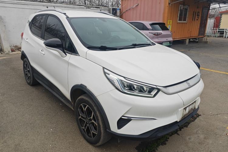 Used BYD Yuan Pro 2021 401 km Luxury Version Front Right 45 Deg