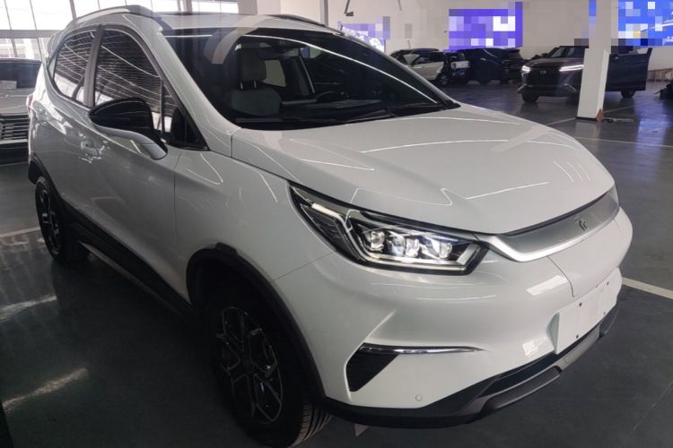 Used BYD Yuan Pro 2021 401 km Deluxe Version Front Right 45 Deg