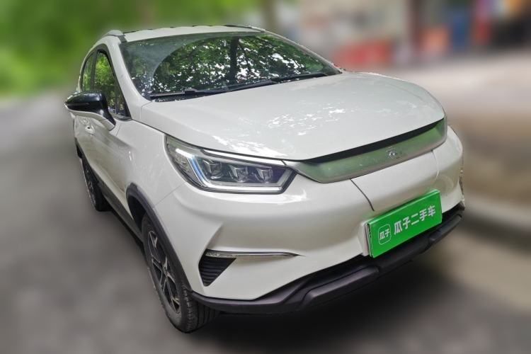 Used BYD Yuan Pro 2021 "Love for a Lifetime" Edition Front Right 45 Deg