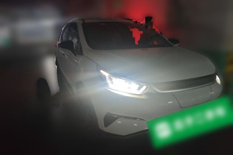 Used BYD Yuan Pro 2021 401 km Luxury Version Front Right 45 Deg