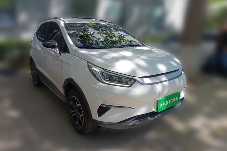 Used BYD Yuan Pro 2021 401 km Luxury Version Front Right 45 Deg