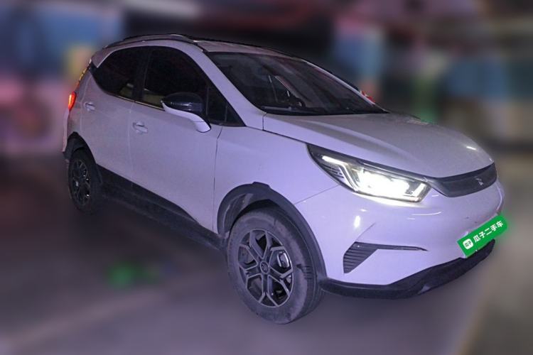 Used BYD Yuan Pro 2021 401 km Luxury Version Front Right 45 Deg