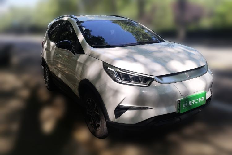 Used BYD Yuan Pro 2021 "Love for a Lifetime" Edition Front Right 45 Deg