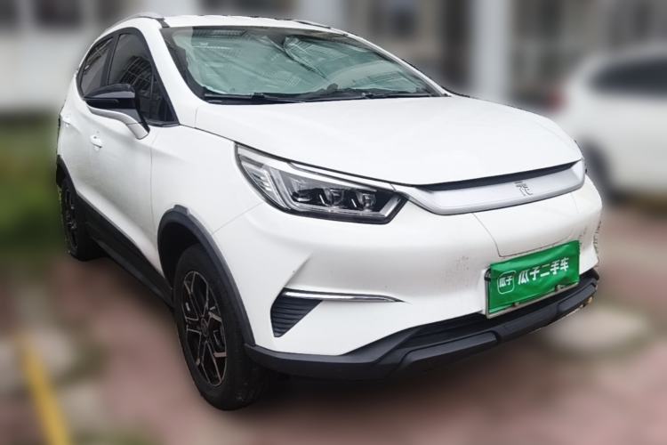 Used BYD Yuan Pro 2021 401 km Luxury Version Front Right 45 Deg