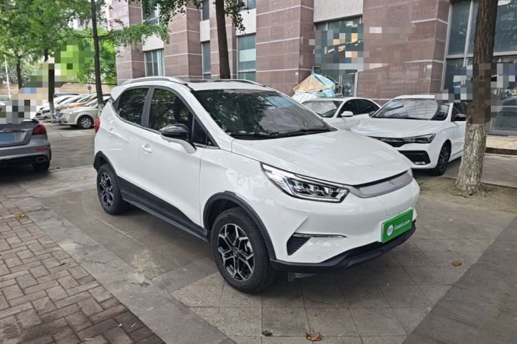 Used BYD Yuan Pro 2021 401 km Deluxe Version Front Right 45 Deg