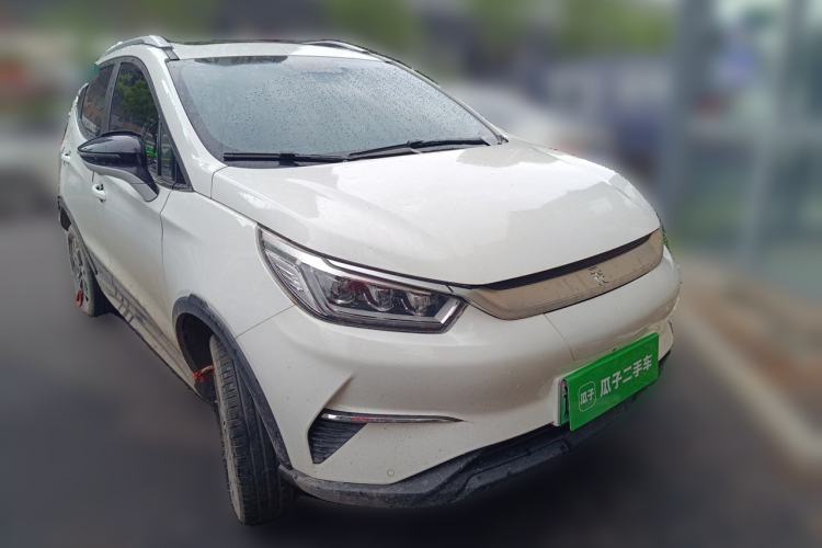 Used BYD Yuan Pro 2021 401 km Deluxe Version Front Right 45 Deg