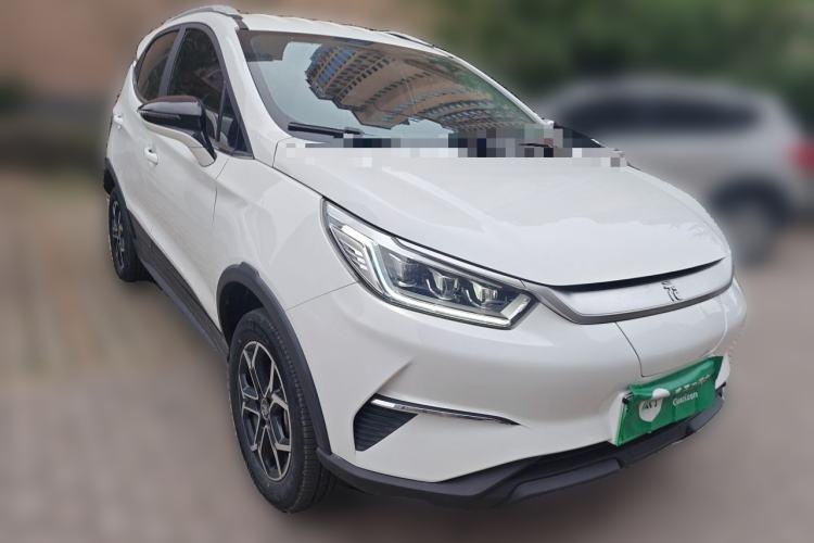 Used BYD Yuan Pro 2021 401 km Luxury Version Front Right 45 Deg