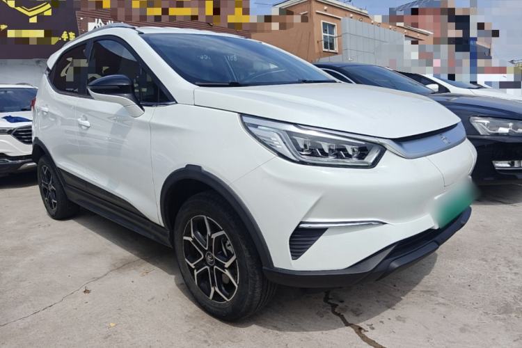 Used BYD Yuan Pro 2021 401 km Deluxe Version Front Right 45 Deg