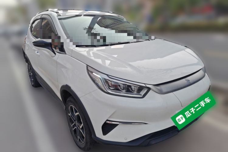 Used BYD Yuan Pro 2021 401 km Deluxe Version Front Right 45 Deg