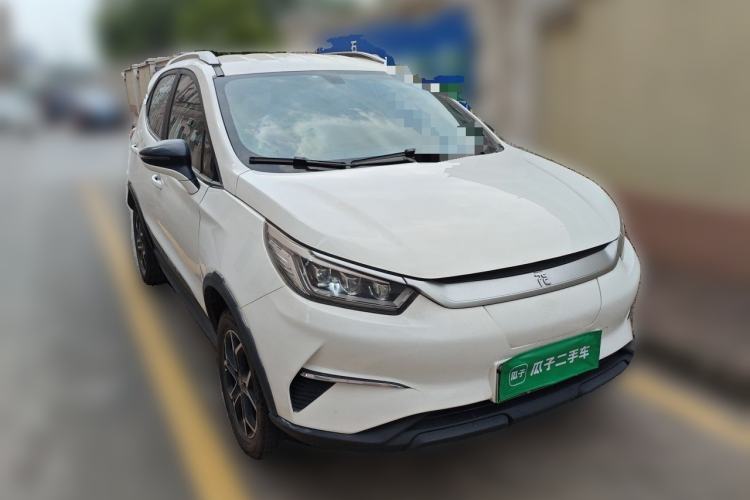Used BYD Yuan Pro 2021 401 km Luxury Version Front Right 45 Deg
