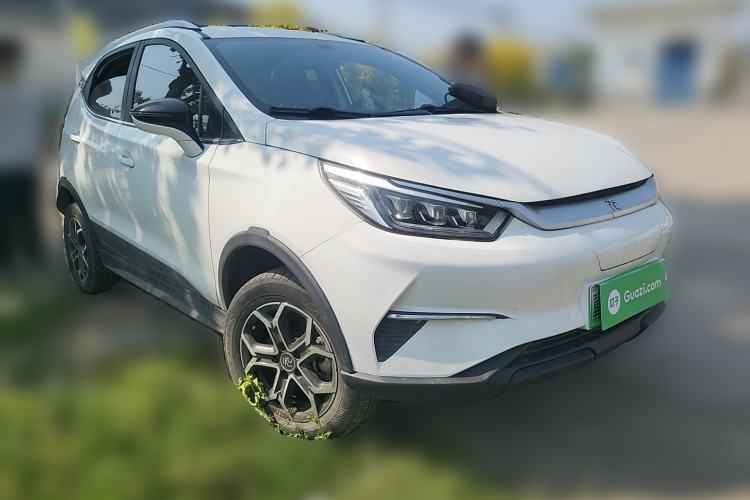 Used BYD Yuan Pro 2021 "Love for a Lifetime" Edition Front Right 45 Deg