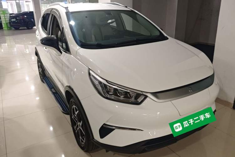 Used BYD Yuan Pro 2021 401 km Luxury Version Front Right 45 Deg