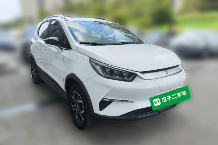 Used BYD Yuan Pro 2021 401 km Deluxe Version Front Right 45 Deg