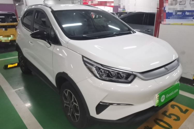 Used BYD Yuan Pro 2021 "Love for a Lifetime" Edition Front Right 45 Deg