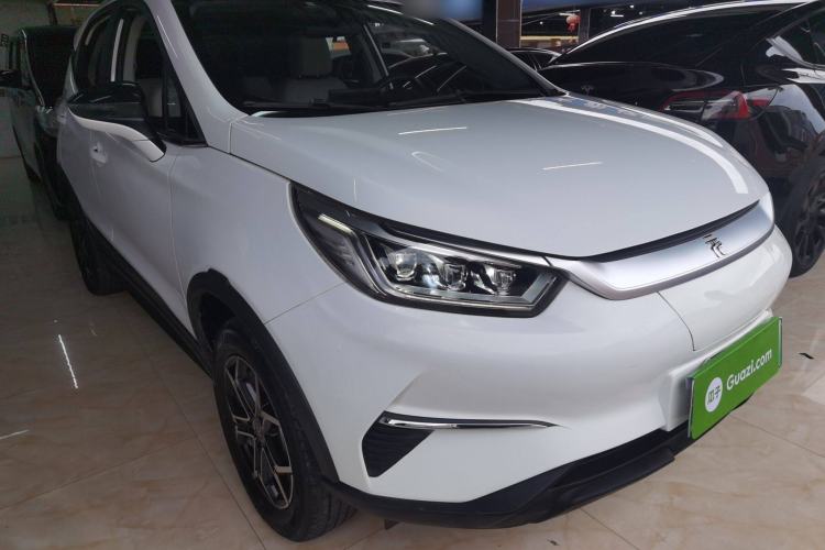 Used BYD Yuan Pro 2021 "Love for a Lifetime" Edition Front Right 45 Deg
