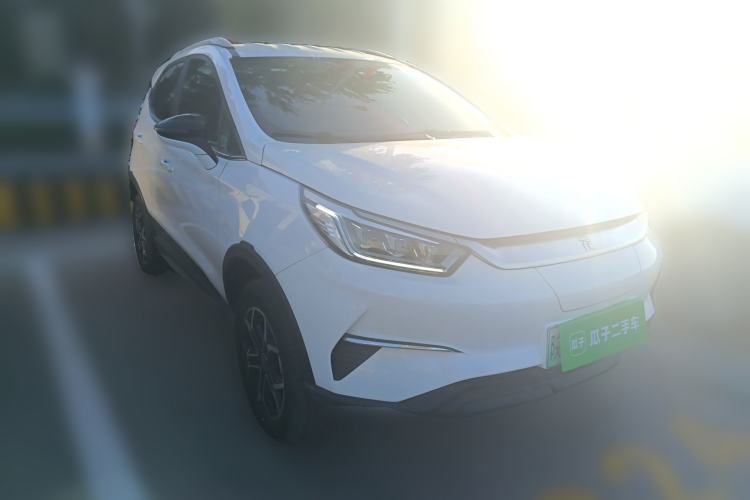 Used BYD Yuan Pro 2021 401 km Luxury Version Front Right 45 Deg