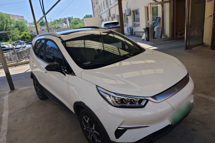 Used BYD Yuan Pro 2021 401 km Deluxe Version Front Right 45 Deg
