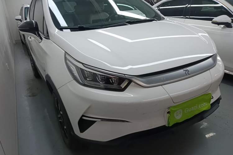 Used BYD Yuan Pro 2021 "Love for a Lifetime" Edition Front Right 45 Deg