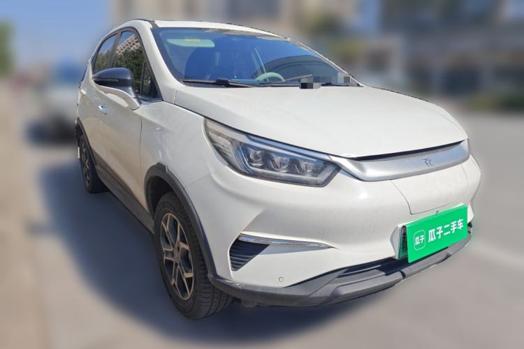 Used BYD Yuan Pro 2021 401 km Deluxe Version Front Right 45 Deg
