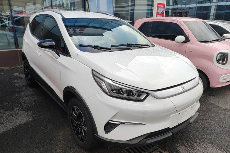Used BYD Yuan Pro 2021 "Love for a Lifetime" Edition Front Right 45 Deg