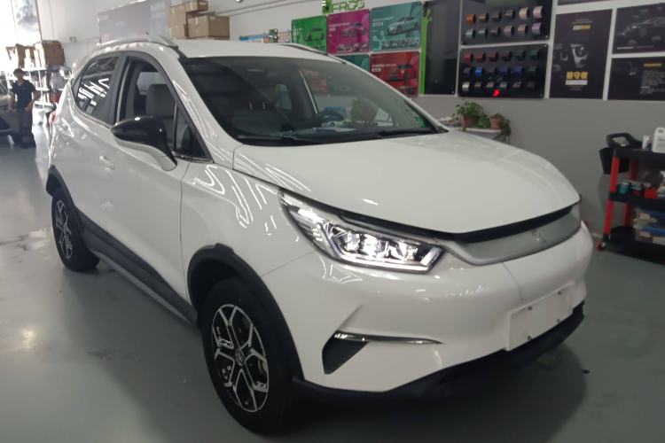 Used BYD Yuan Pro 2021 "Love for a Lifetime" Edition Front Right 45 Deg