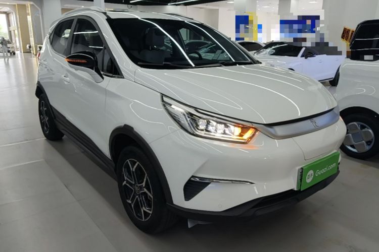 Used BYD Yuan Pro 2021 401 km Deluxe Version Front Right 45 Deg