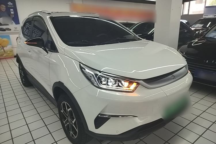 Used BYD Yuan Pro 2021 401 km Deluxe Version Front Right 45 Deg