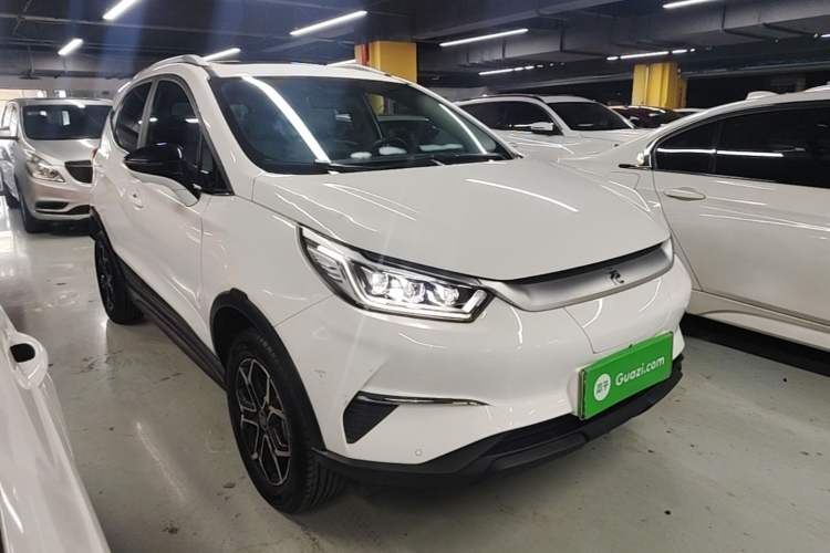 Used BYD Yuan Pro 2021 401 km Deluxe Version Front Right 45 Deg