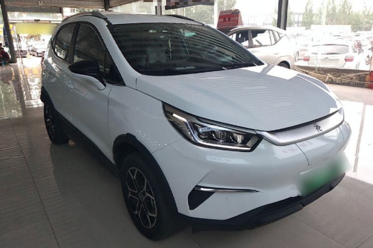 Used BYD Yuan Pro 2021 401 km Luxury Version Front Right 45 Deg