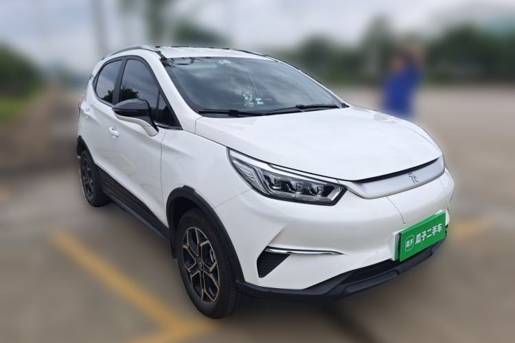 Used BYD Yuan Pro 2021 401 km Luxury Version Front Right 45 Deg