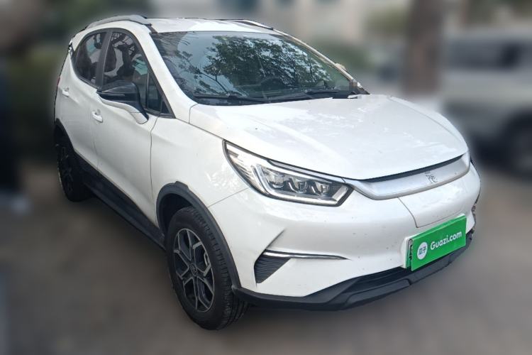 Used BYD Yuan Pro 2021 401 km Luxury Version Front Right 45 Deg