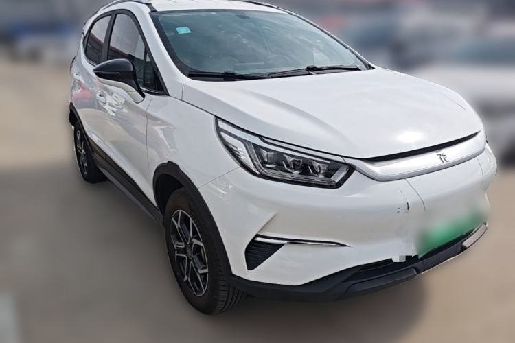 Used BYD Yuan Pro 2021 401 km Luxury Version Front Right 45 Deg