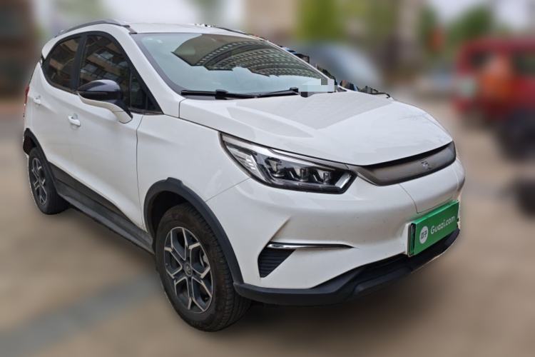 Used BYD Yuan Pro 2021 401 km Luxury Version Front Right 45 Deg