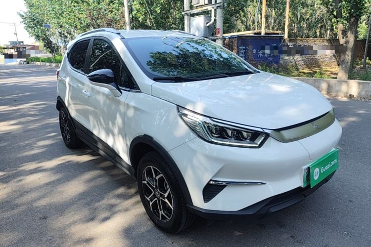 Used BYD Yuan Pro 2021 401 km Luxury Version Front Right 45 Deg