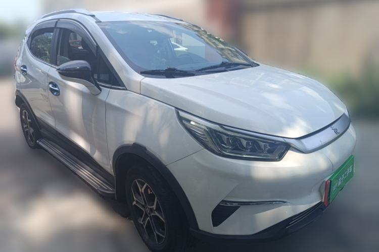 Used BYD Yuan Pro 2021 401 km Luxury Version Front Right 45 Deg