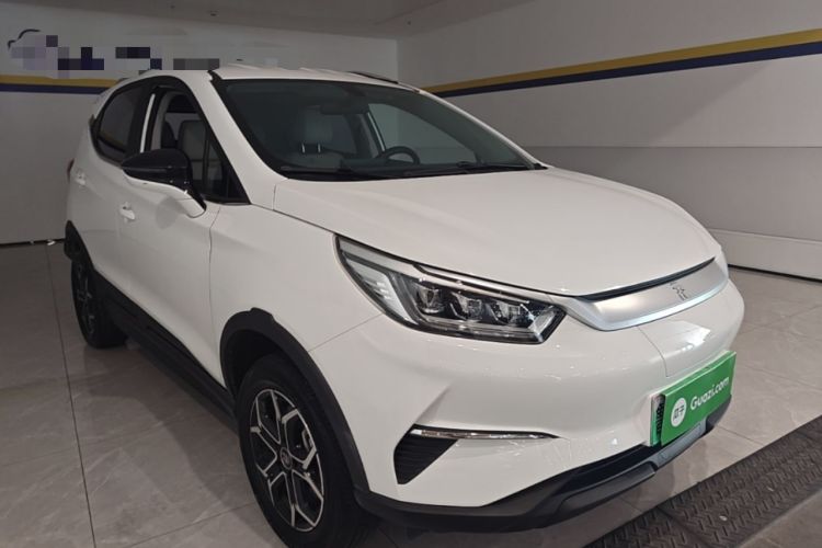 Used BYD Yuan Pro 2021 "Love for a Lifetime" Edition Front Right 45 Deg