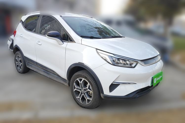 Used BYD Yuan Pro 2021 401 km Luxury Version Front Right 45 Deg