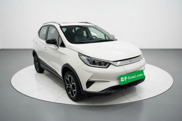 Used BYD Yuan Pro 2021 401 km Deluxe Version Front Right 45 Deg