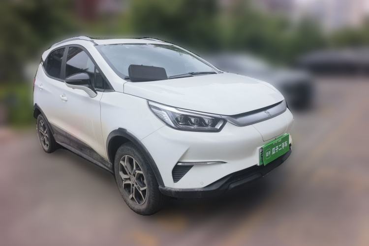 Used BYD Yuan Pro 2021 401 km Deluxe Version Front Right 45 Deg