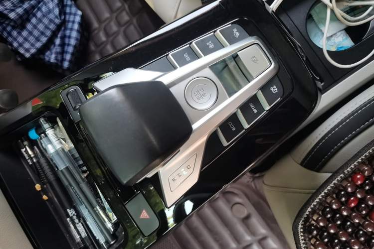 Used BYD Yuan Pro 2021 401 km Deluxe Version Gear Lever