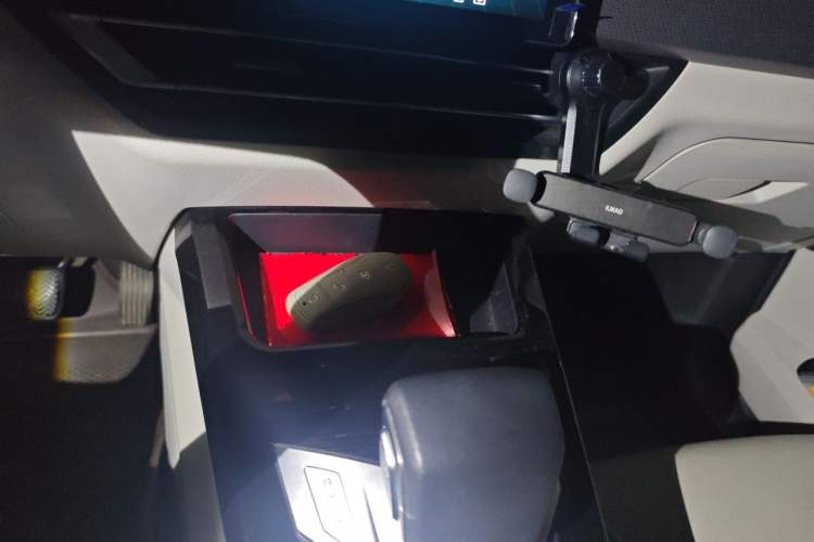Used BYD Yuan Pro 2021 401 km Luxury Version Gear Lever