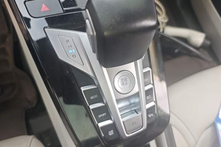 Used BYD Yuan Pro 2021 Lifetime Edition Gear Lever