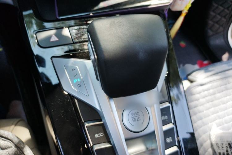Used BYD Yuan Pro 2021 401 km Deluxe Version Gear Lever