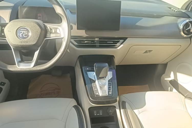 Used BYD Yuan Pro 2021 401 km Deluxe Version Gear Lever