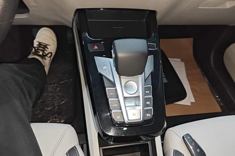 Used BYD Yuan Pro 2021 401 km Deluxe Version Gear Lever