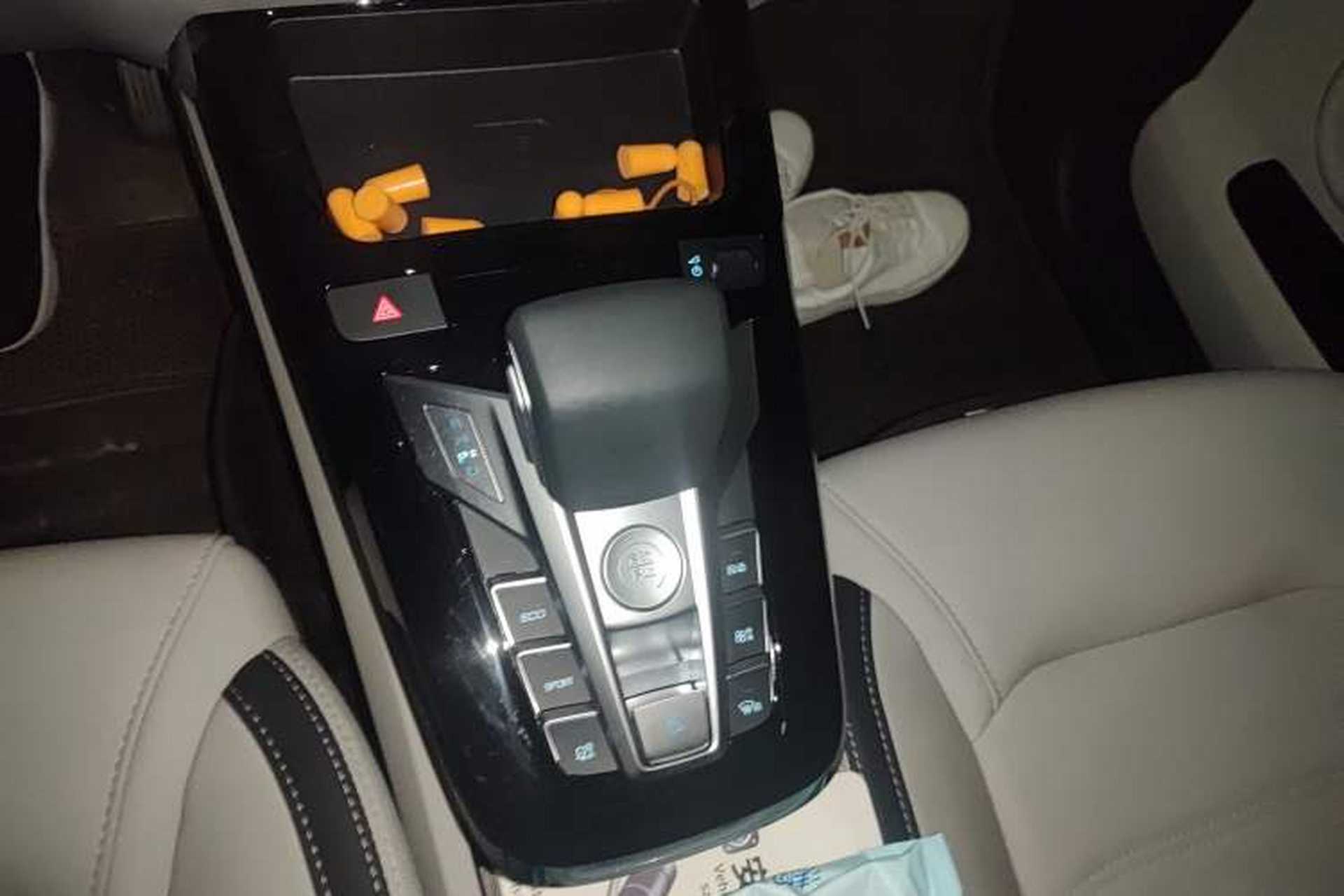 Used BYD Yuan Pro 2021 401 km Luxury Version Gear Lever