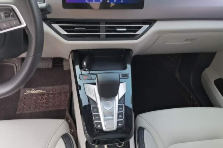 Used BYD Yuan Pro 2021 401 km Deluxe Version Gear Lever