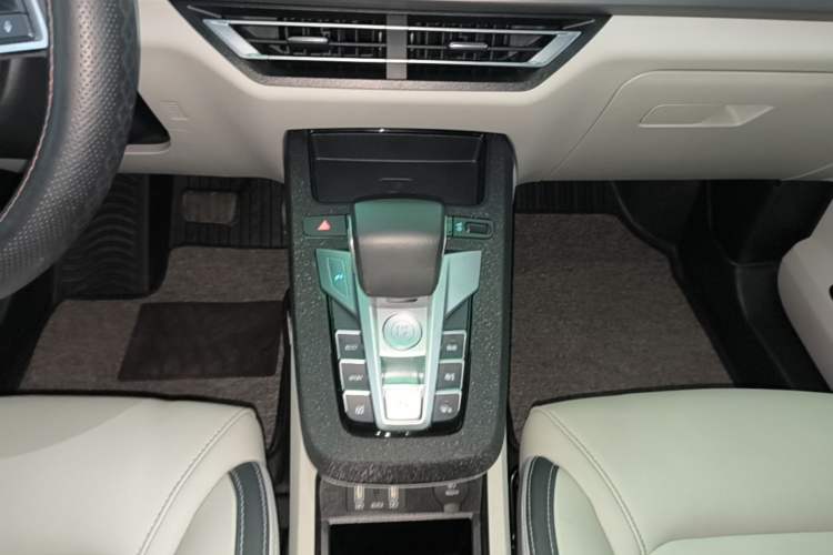 Used BYD Yuan Pro 2021 401 km Deluxe Version Gear Lever